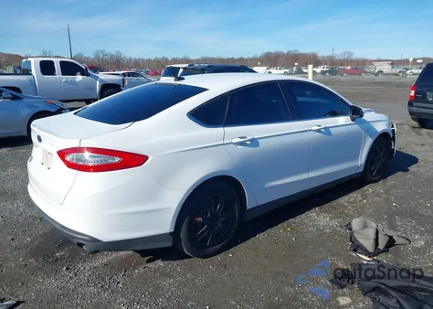 2013 Ford Fusion S z USA, uszkodzony, nr VIN 3FA6P0G7XDR380419